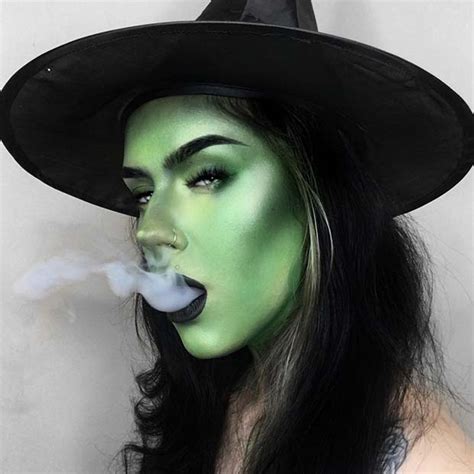 Embrace Your Witchy Side with These Supernaturally Stunning Makeup Ideas
